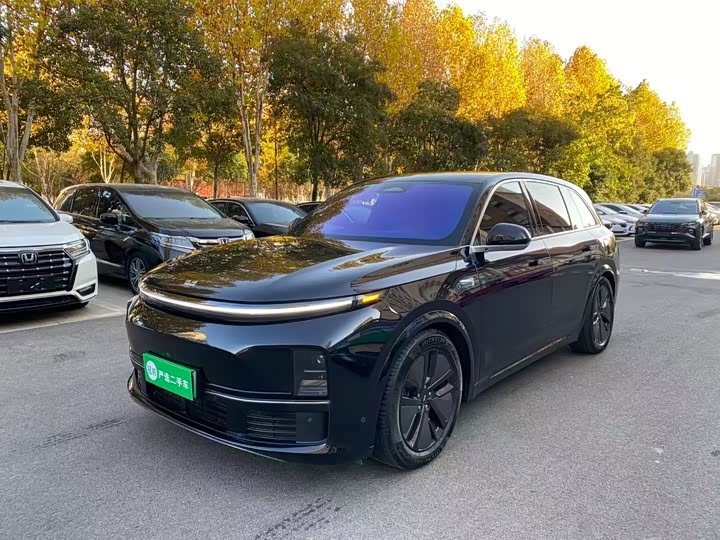 Фото 1 - LiXiang L7