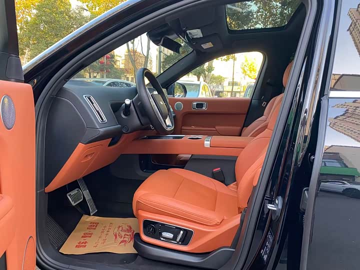 Фото 6 - LiXiang L7