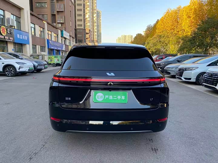 Фото 9 - LiXiang L7