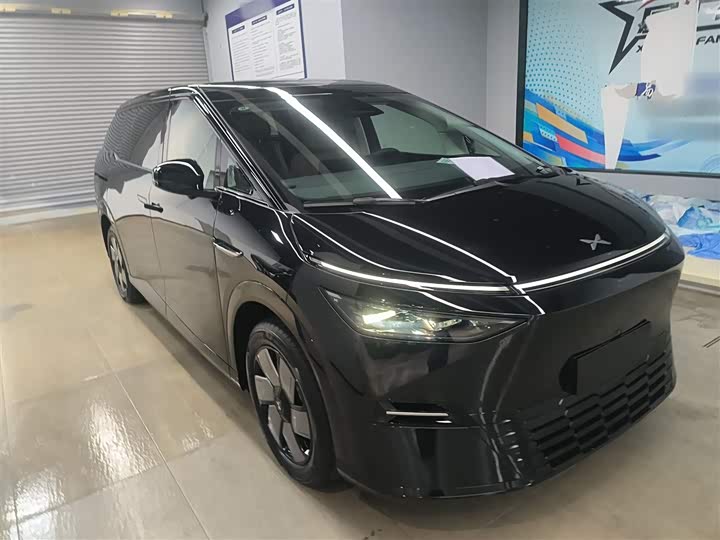 Фото 4 - XPeng X9