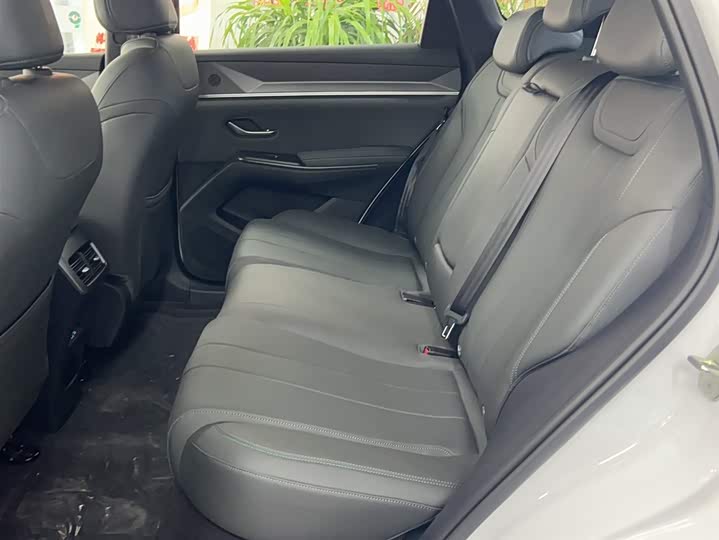 Фото 16 - BYD Song Pro Hybrid