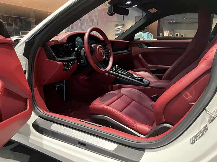 Фото 7 - Porsche 911