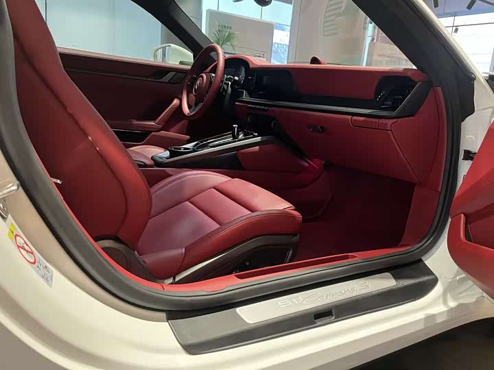 Фото 8 - Porsche 911