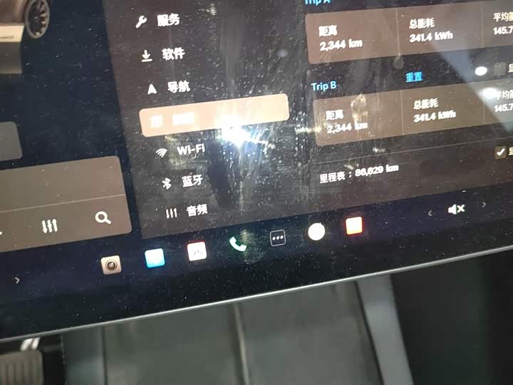 Фото 12 - Tesla Model Y