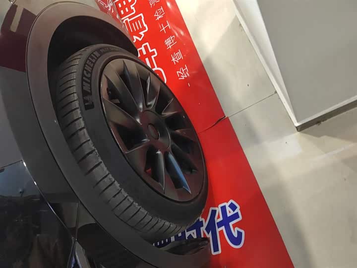 Фото 23 - Tesla Model Y