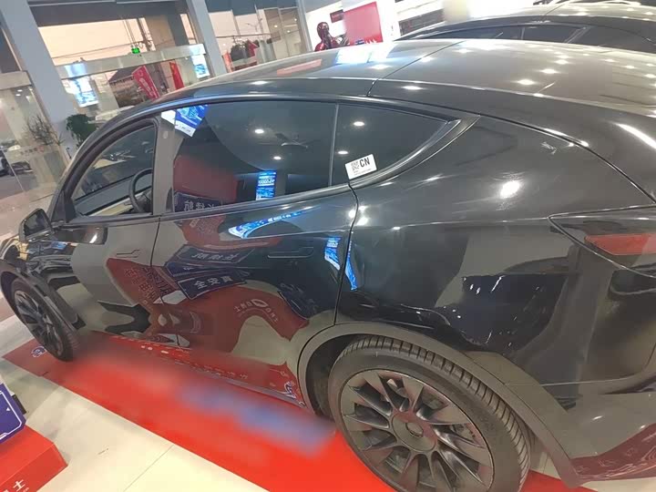 Фото 5 - Tesla Model Y