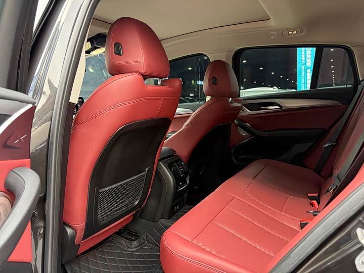 Фото 17 - BMW X4