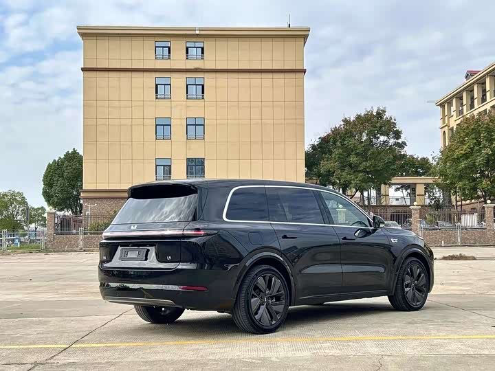 Фото 11 - LiXiang L9