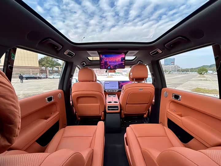 Фото 5 - LiXiang L9