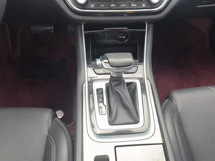 Фото 14 - Changan Raeton CC