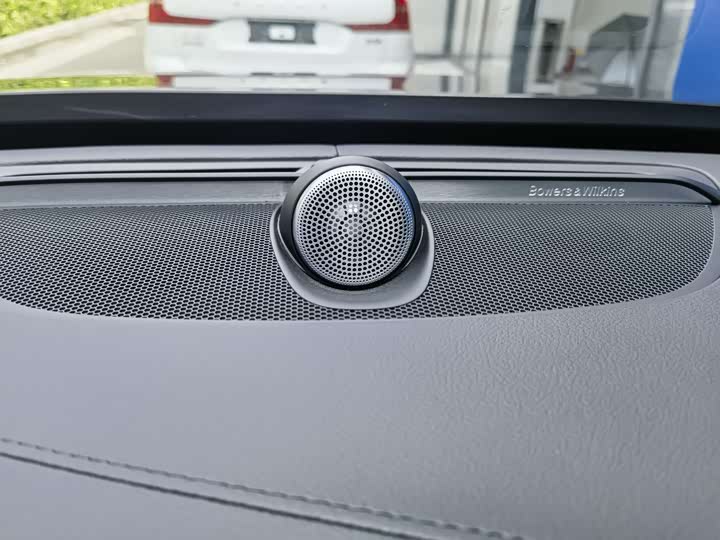 Фото 13 - Volvo S90 Hybrid