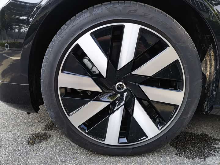 Фото 18 - Volvo S90 Hybrid