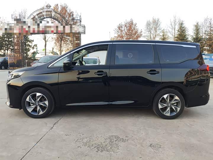 Фото 5 - GAC Trumpchi M6