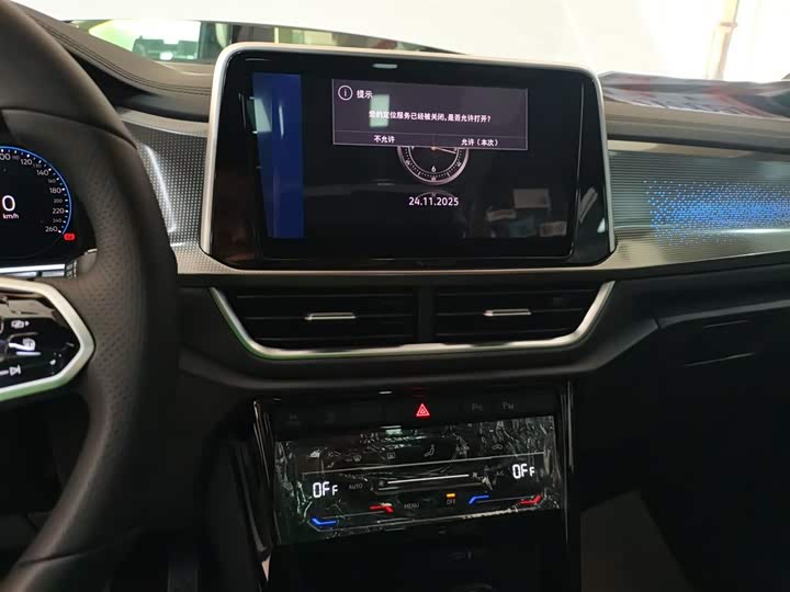 Фото 13 - Volkswagen T-Roc