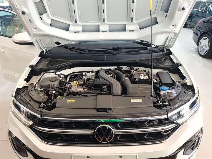 Фото 20 - Volkswagen T-Roc