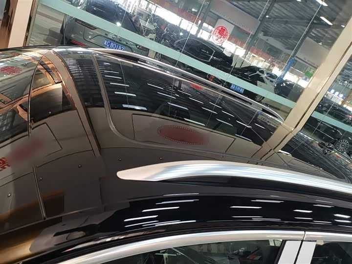 Фото 27 - Volkswagen T-Roc