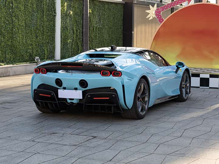 Фото 4 - Ferrari SF90