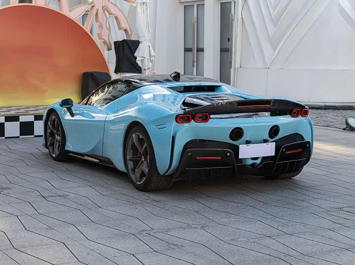 Фото 6 - Ferrari SF90