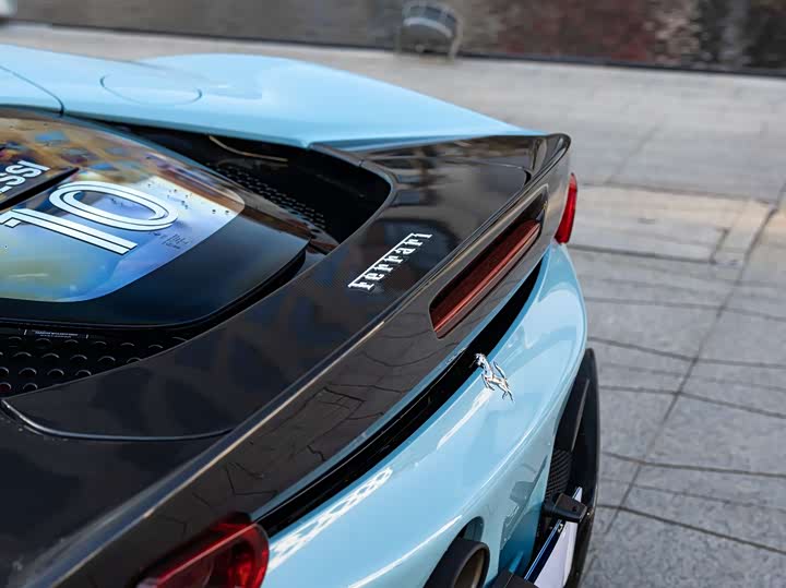 Фото 9 - Ferrari SF90