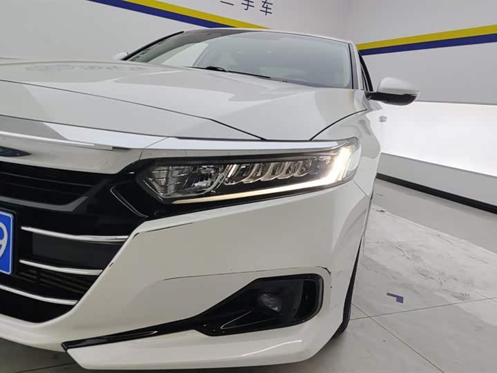 Фото 5 - Honda Accord