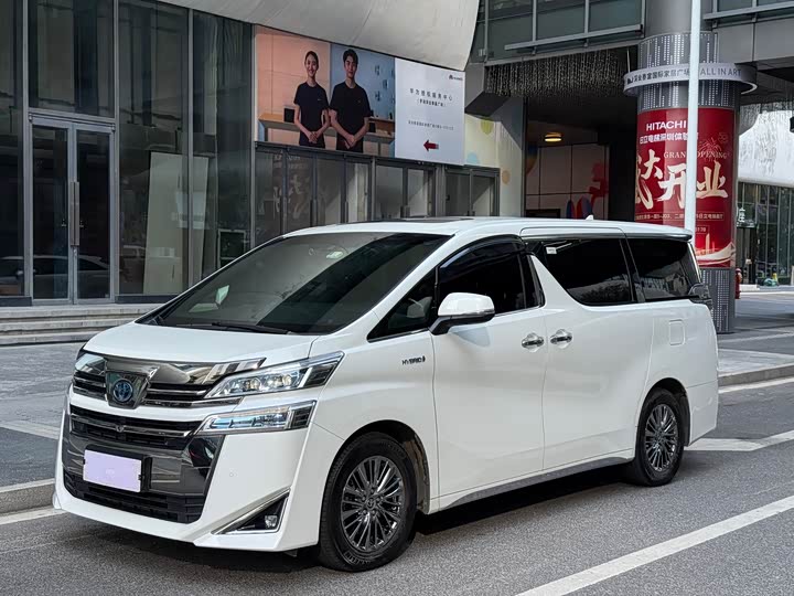 Фото 1 - Toyota Vellfire