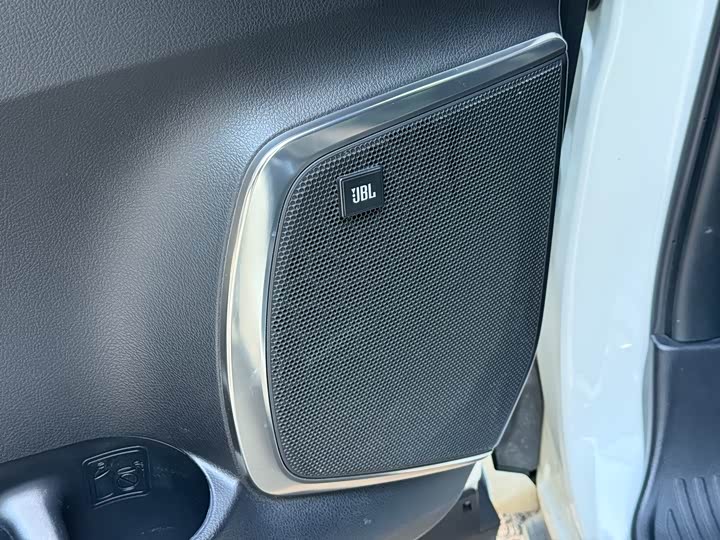 Фото 7 - Toyota Vellfire