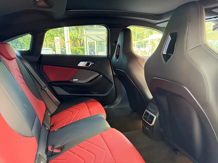 Фото 11 - BMW 2 Series