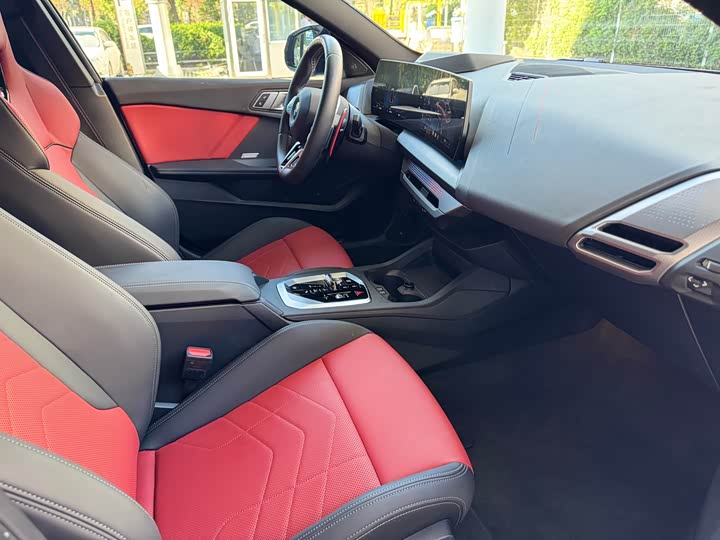 Фото 17 - BMW 2 Series