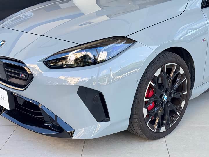 Фото 3 - BMW 2 Series