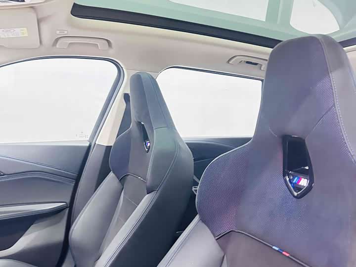 Фото 11 - BMW X1