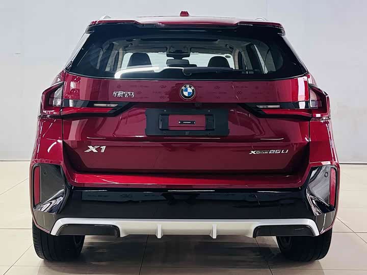 Фото 7 - BMW X1