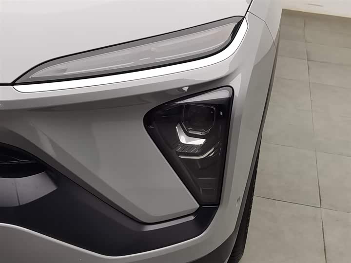 Фото 7 - Nio ES6