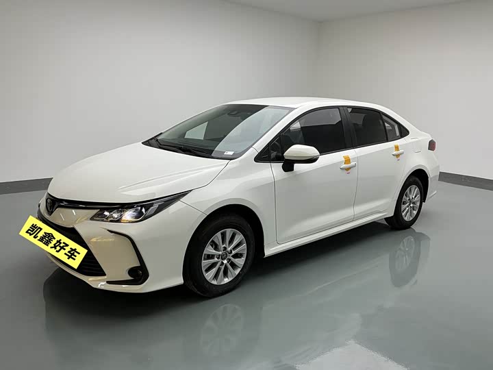 Фото 1 - Toyota Corolla