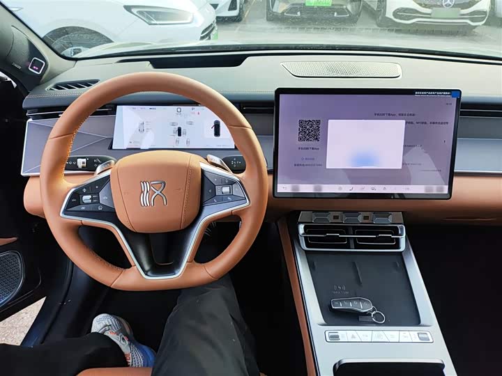 Фото 10 - BYD Han L