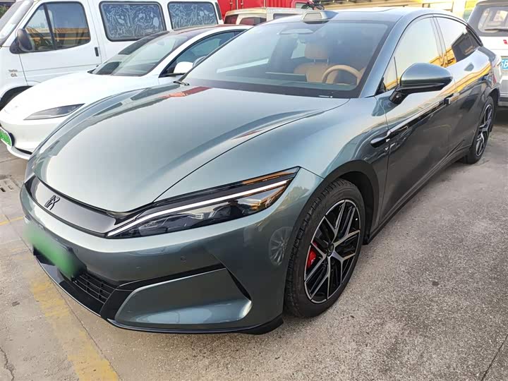 Фото 2 - BYD Han L