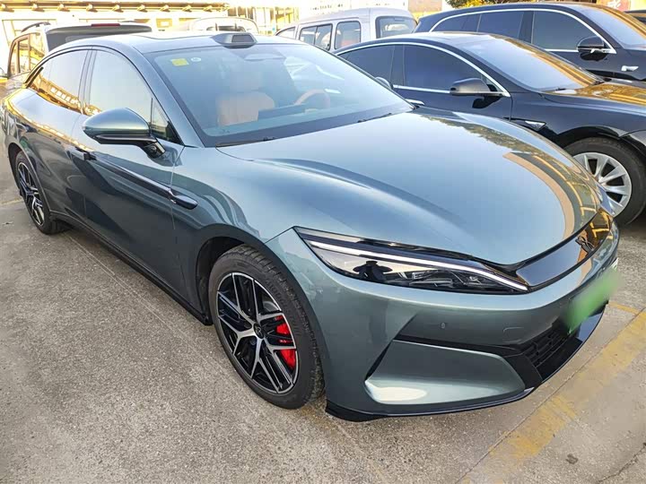 Фото 4 - BYD Han L