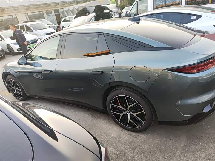 Фото 5 - BYD Han L