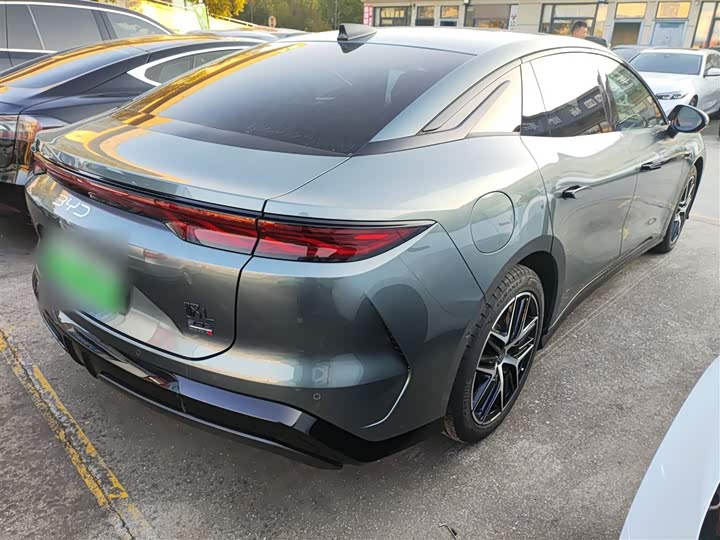 Фото 7 - BYD Han L