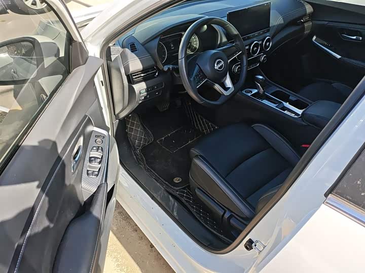 Фото 16 - Nissan Sylphy