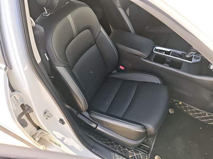 Фото 25 - Nissan Sylphy