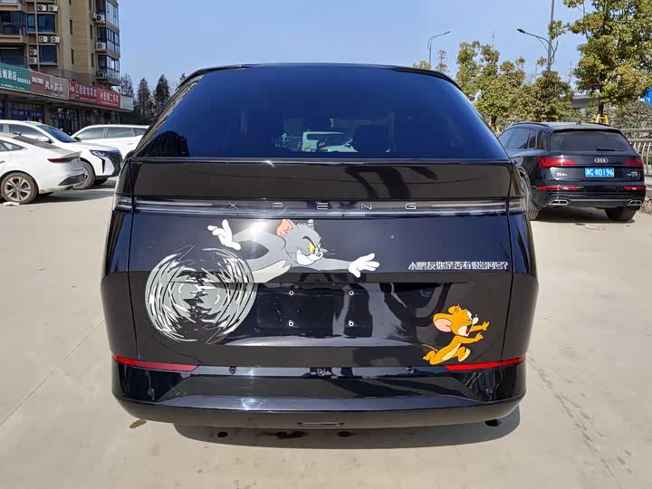 Фото 6 - XPeng X9