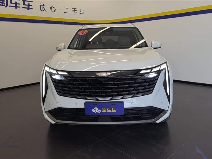 Фото 2 - Geely Atlas L