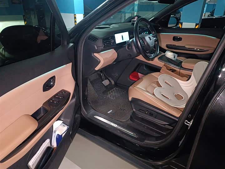 Фото 13 - Nio ES6