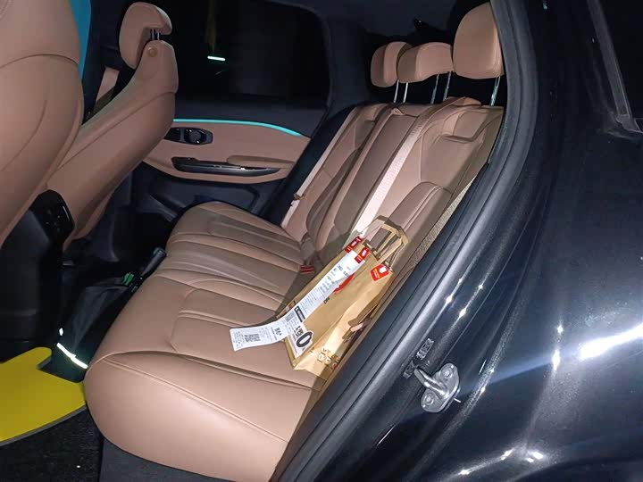 Фото 14 - Nio ES6