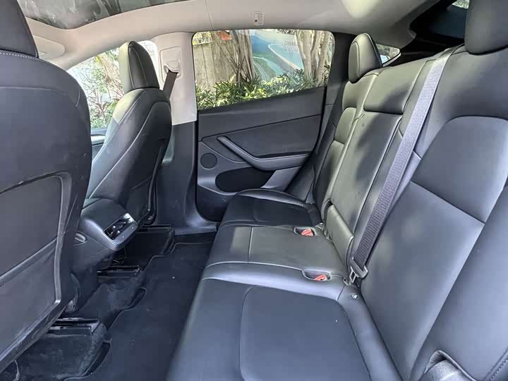 Фото 5 - Tesla Model Y