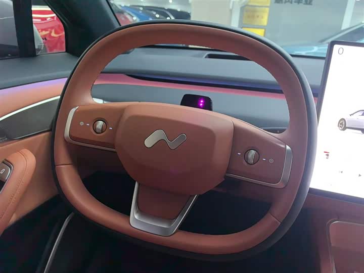 Фото 11 - Nio Onvo L60