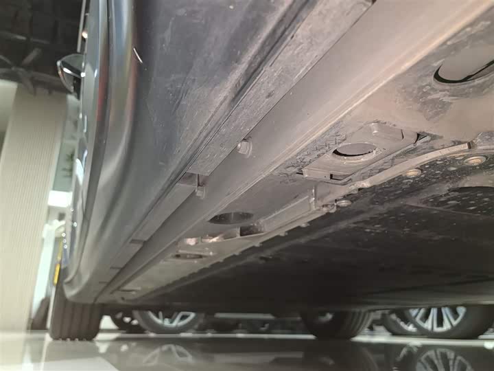 Фото 22 - Nio Onvo L60