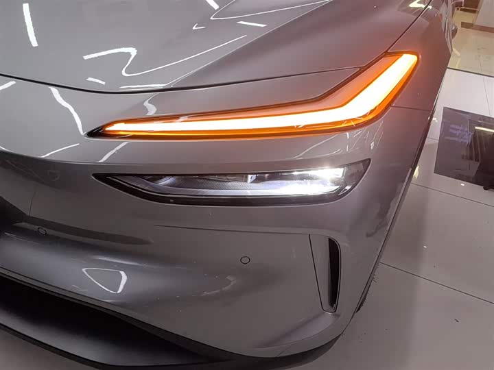 Фото 24 - Nio Onvo L60