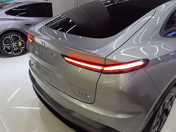 Фото 6 - Nio Onvo L60