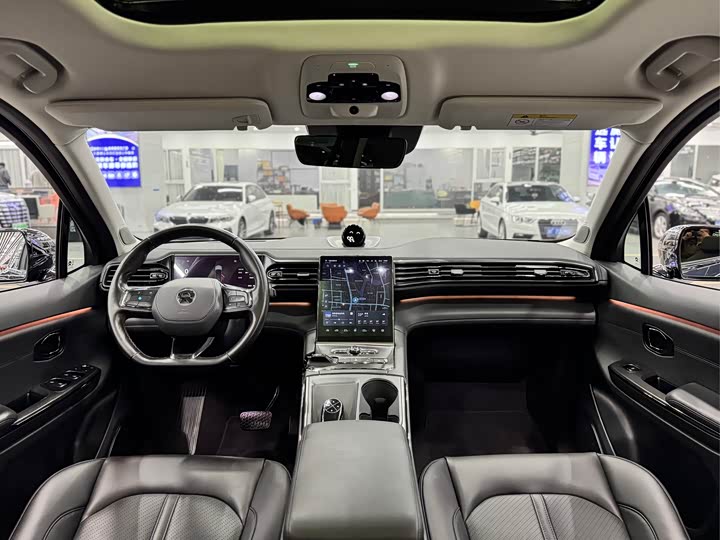 Фото 12 - Nio ES6